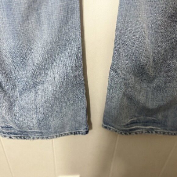 Guess Jeans Men's Straight Leg Med Wash Denim Blue Size Flap Pockets Size 36 - Picture 10 of 10
